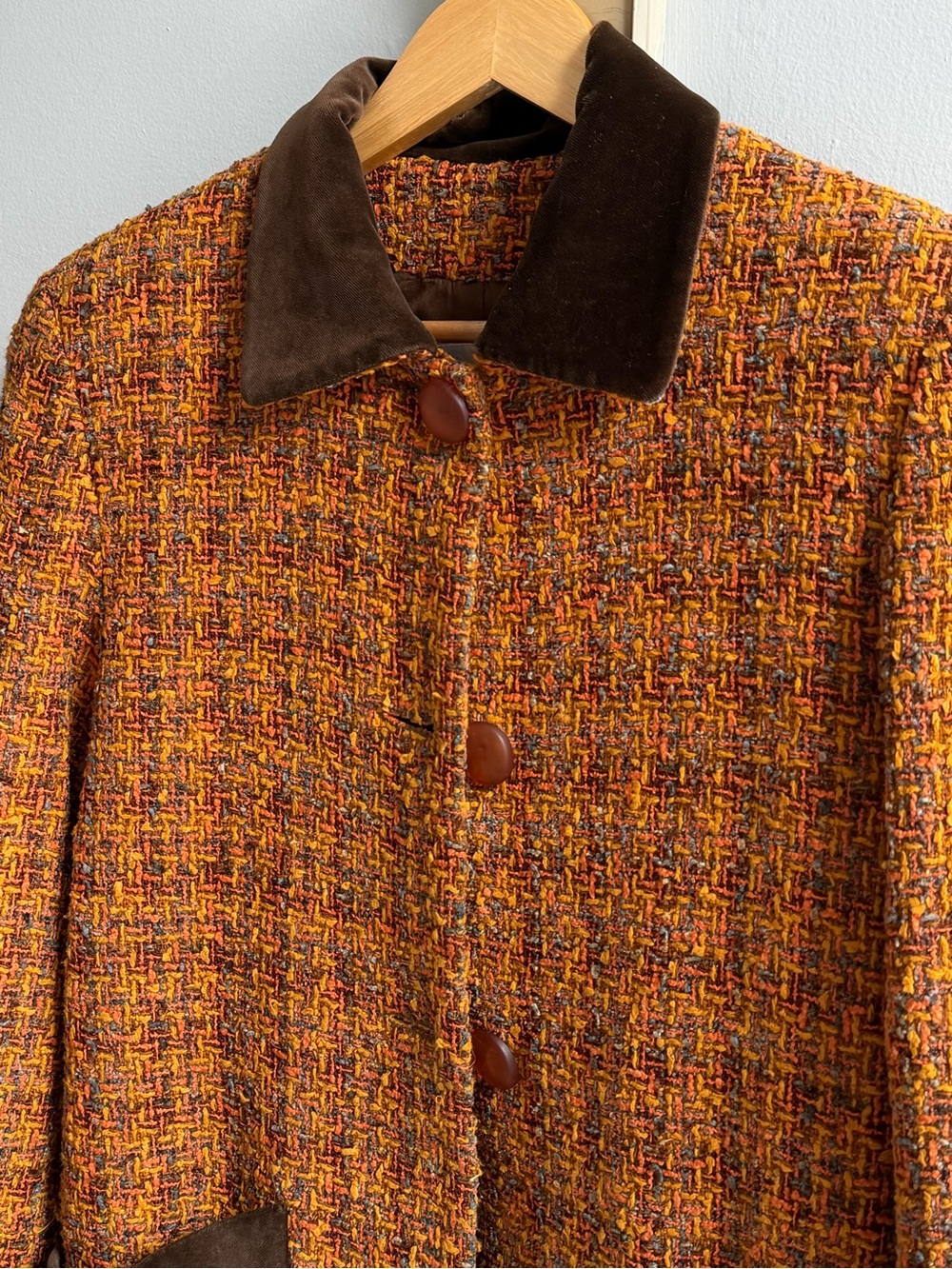 80’s Vintage Italian Laura Albini Tweed Jacket- Size 42- Suede Collar